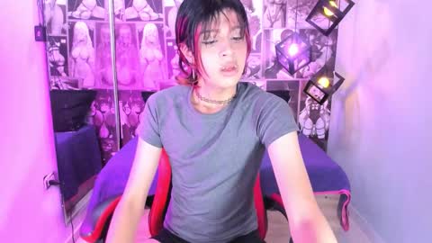 Snapshot of dan_copers chatting on December 4, 12:53 am D A N online show from December 4, 12:53 am