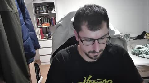 King Dan online show from December 12, 7:37 pm