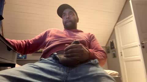 dan_the_man43 online show from January 17, 6:00 pm