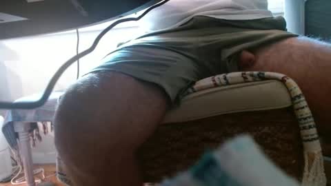 Snapshot of dan_va chatting on April 8, 4:51 pm Dan online show from April 8, 4:51 pm