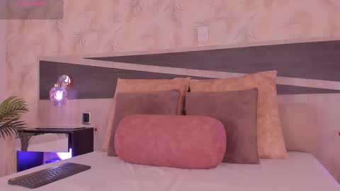 Dana online show from February 27, 4:23 am