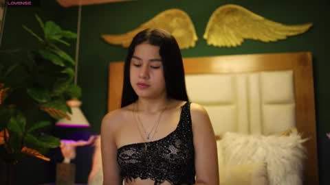 danaa_rouse online show from October 10, 8:19 pm