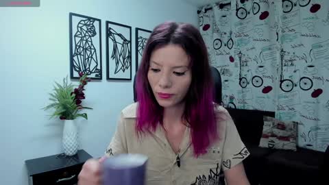 Danaa Rey online show from January 31, 11:35 am