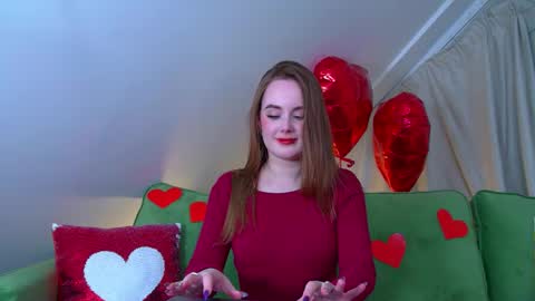 Snapshot of danadrake chatting on February 17, 12:43 am Dana online show from February 17, 12:43 am