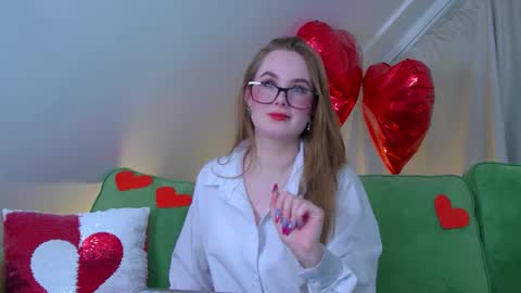 Snapshot of danadrake chatting on February 23, 6:23 pm Dana online show from February 23, 6:23 pm