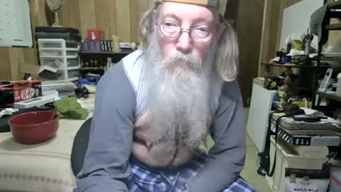 Dana online show from December 18, 5:21 pm