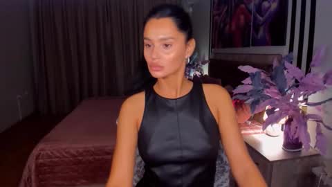 DanaMiers online show from November 28, 5:10 am