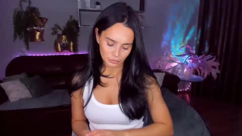 DanaMiers online show from April 27, 4:10 am