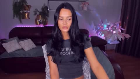 DanaMiers online show from June 9, 3:40 am