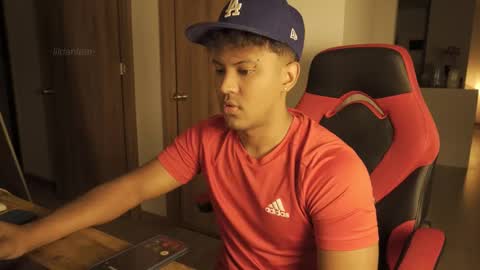 Dante  Pablo Danblo Independent models online show from December 4, 1:48 am