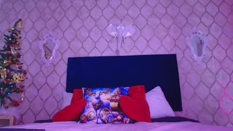 Dan  online show from December 3, 6:38 pm