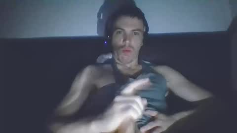 Snapshot of dane950804 chatting on April 3, 8:23 am dane950804 online show from April 3, 8:23 am