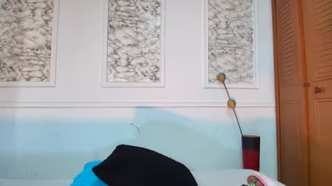 Danella Houston online show from September 20, 8:10 pm