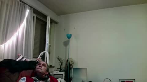 Snapshot of dangermousey005 chatting on October 5, 7:12 pm dangermousey005 online show from October 5, 7:12 pm