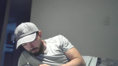 Snapshot of dani3l9905 chatting on October 26, 2:39 am dani3l9905 online show from October 26, 2:39 am