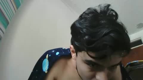 Snapshot of dani_42017 chatting on December 6, 12:49 pm dani_42017 online show from December 6, 12:49 pm