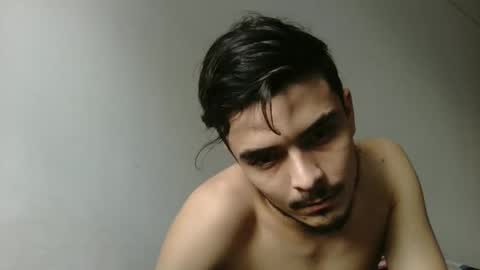 Snapshot of dani_42017 chatting on January 10, 10:04 pm dani_42017 online show from January 10, 10:04 pm