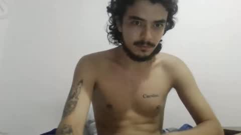 Snapshot of dani_42017 chatting on October 5, 8:34 am dani_42017 online show from October 5, 8:34 am