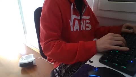 Snapshot of dani___98 chatting on November 10, 10:14 am dani___98 online show from November 10, 10:14 am