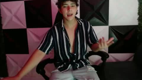 Snapshot of dani_cumboy chatting on January 23, 7:54 am dani_cumboy online show from January 23, 7:54 am