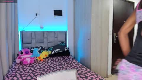 Snapshot of dani_cutee_ chatting on September 15, 3:50 am Dani online show from September 15, 3:50 am