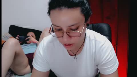 dani y jocelyn online show from January 28, 7:53 pm