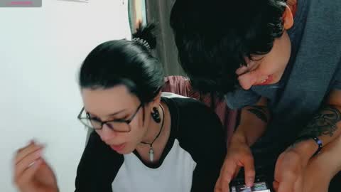 dani y jocelyn online show from September 30, 7:19 pm