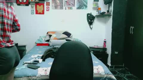 dani y jocelyn online show from February 17, 6:03 pm