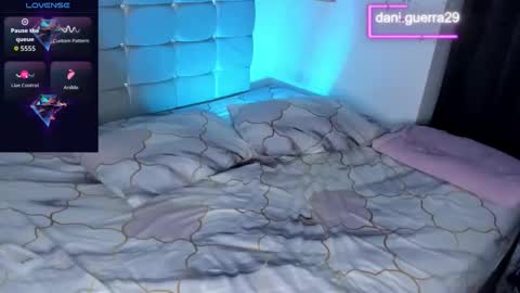 dani online show from September 20, 12:11 am