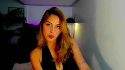 Snapshot of danicawinks chatting on April 22, 7:00 am Danica online show from April 22, 7:00 am