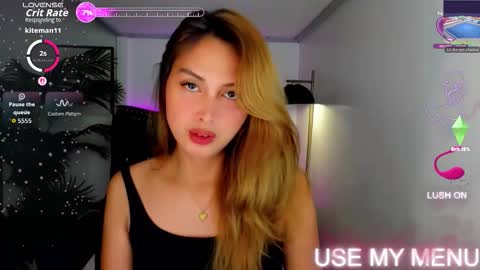 Snapshot of danicawinks chatting on April 27, 12:19 am Danica online show from April 27, 12:19 am