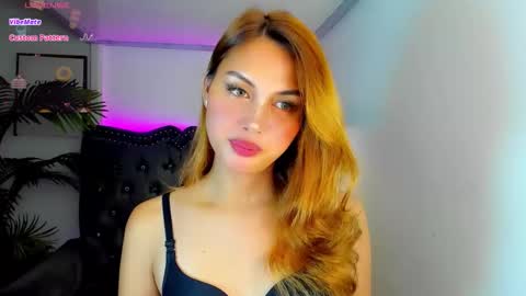 Snapshot of danicawinks chatting on May 14, 10:49 pm Danica online show from May 14, 10:49 pm