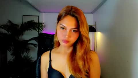 Snapshot of danicawinks chatting on May 15, 10:39 pm Danica online show from May 15, 10:39 pm