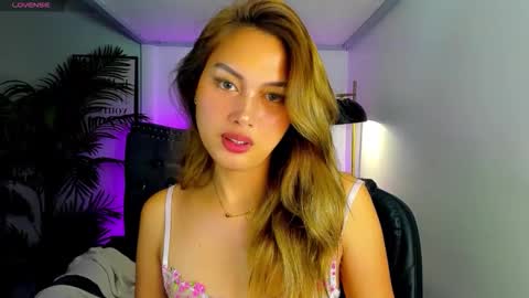 Snapshot of danicawinks chatting on May 31, 12:52 am Danica online show from May 31, 12:52 am