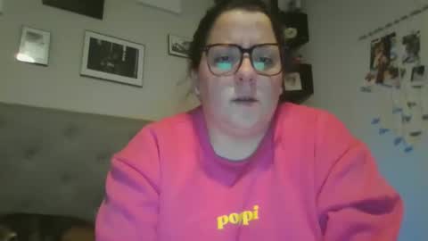 danidegrade online show from March 4, 7:08 am