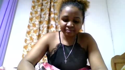 danie80704 online show from December 5, 7:21 pm