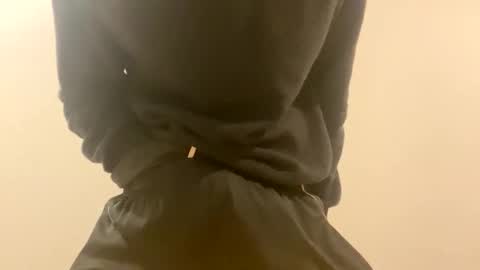 Snapshot of daniel146246 chatting on October 18, 9:21 am daniel146246 online show from October 18, 9:21 am