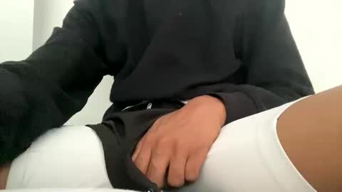 Snapshot of daniel146246 chatting on October 21, 9:32 am daniel146246 online show from October 21, 9:32 am