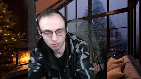 Snapshot of daniel9121 chatting on December 22, 5:21 pm Daniel9121 online show from December 22, 5:21 pm