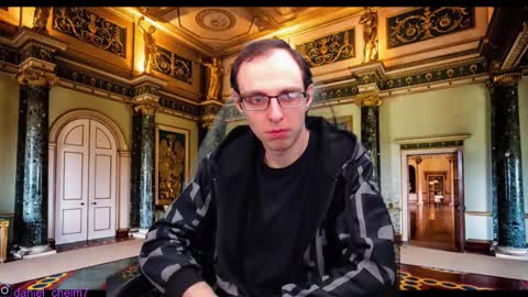 Snapshot of daniel9121 chatting on February 12, 8:16 am Daniel9121 online show from February 12, 8:16 am