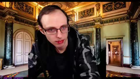 Snapshot of daniel9121 chatting on February 19, 4:44 pm Daniel9121 online show from February 19, 4:44 pm