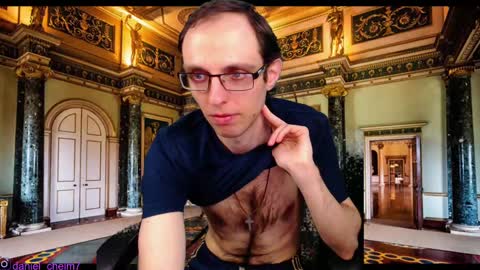 Snapshot of daniel9121 chatting on March 5, 12:22 pm Daniel9121 online show from March 5, 12:22 pm