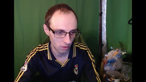 Snapshot of daniel9121 chatting on February 14, 12:35 pm Daniel9121 online show from February 14, 12:35 pm