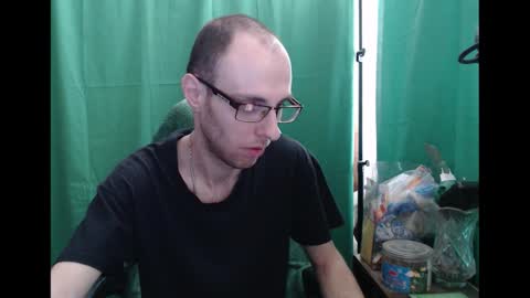 Snapshot of daniel9121 chatting on March 19, 10:19 am Daniel9121 online show from March 19, 10:19 am