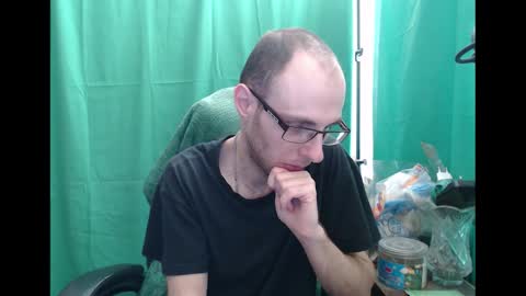 Snapshot of daniel9121 chatting on March 20, 8:52 am Daniel9121 online show from March 20, 8:52 am