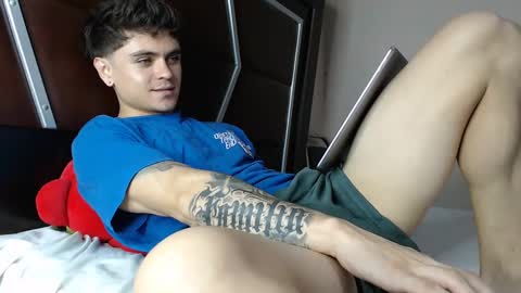 daniel_collins07 online show from October 11, 3:06 am