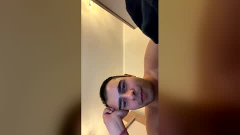 Snapshot of daniel_ice chatting on March 24, 8:14 pm Daniel online show from March 24, 8:14 pm