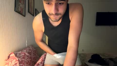 Snapshot of daniel_ice chatting on June 15, 6:54 pm Daniel online show from June 15, 6:54 pm