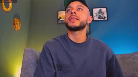 daniel_kingxxx online show from March 28, 2:05 pm