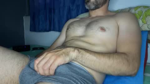 Snapshot of daniel_ny_ chatting on November 5, 6:35 am Dani online show from November 5, 6:35 am